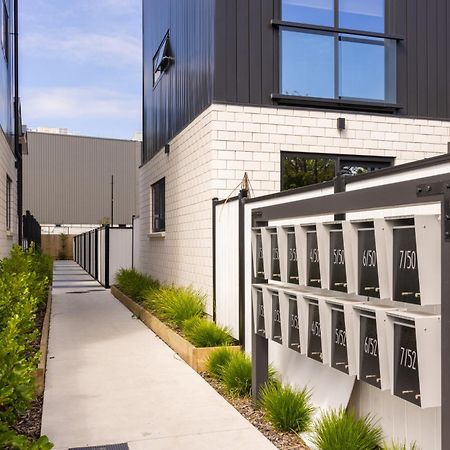 Luxury 2 Bedroom Townhouse By Hagley Park In Cbd Christchurch Extérieur photo