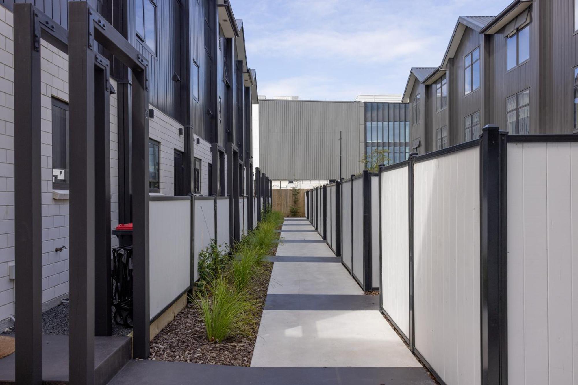 Luxury 2 Bedroom Townhouse By Hagley Park In Cbd Christchurch Extérieur photo